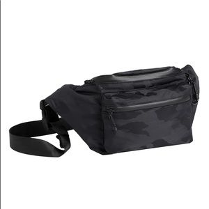 Athleta Black camo Fanny pack